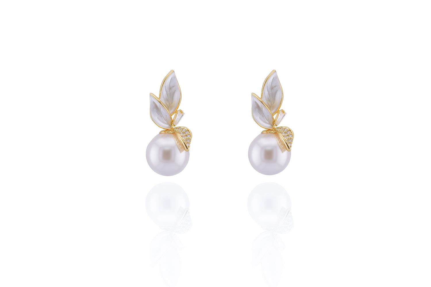 Pearl earrings