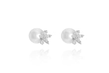 Load image into Gallery viewer, pearl earrings
